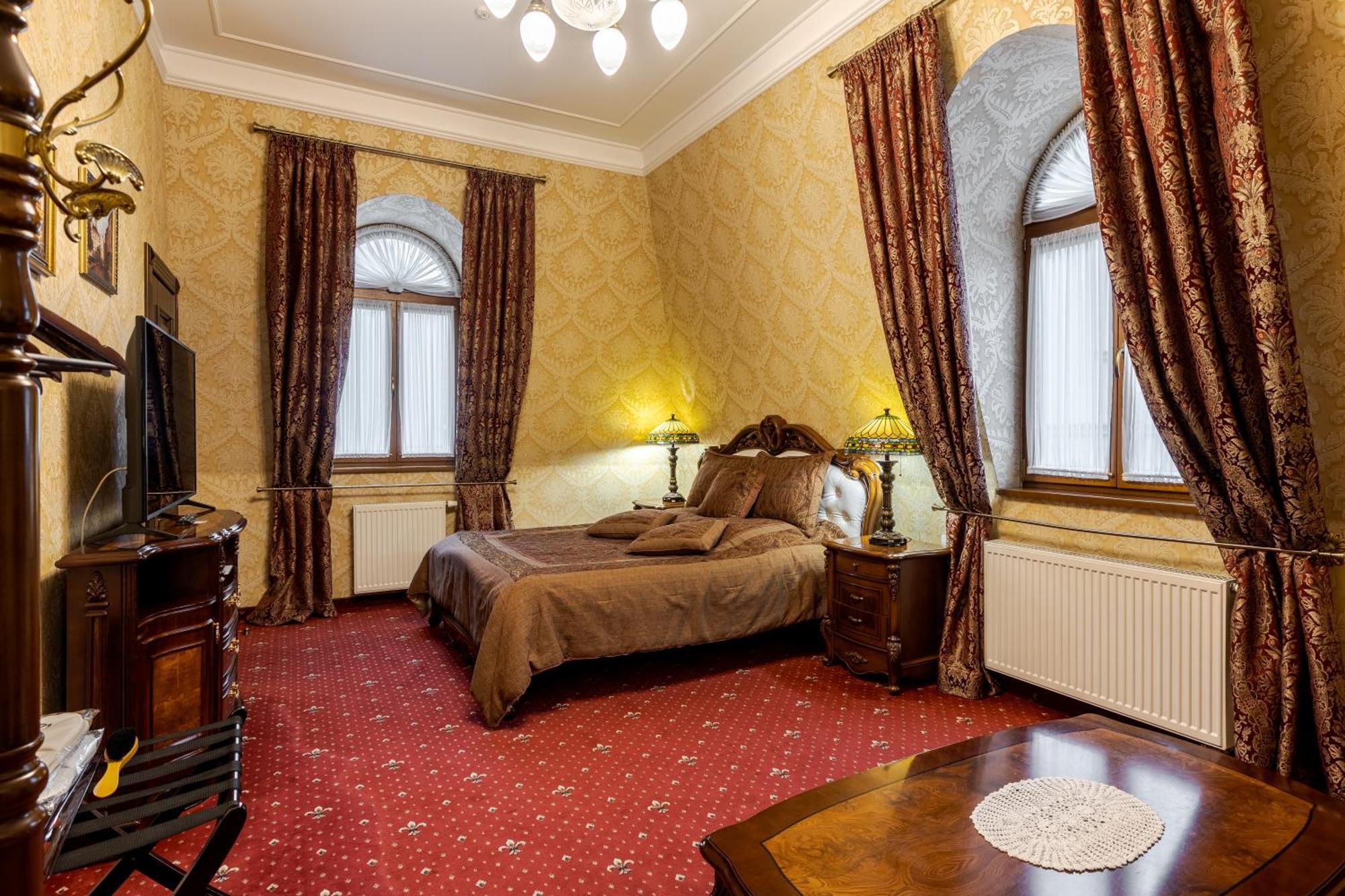Luxury Boutique Andreevskiy Lviv Exteriör bild