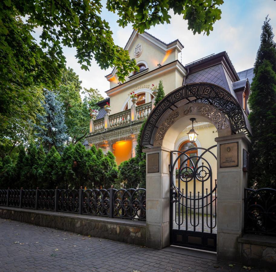 Luxury Boutique Andreevskiy Lviv Exteriör bild